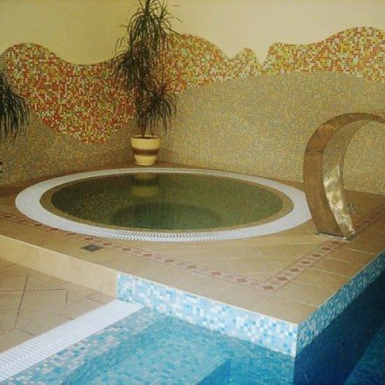 Jacuzzi_3.jpg