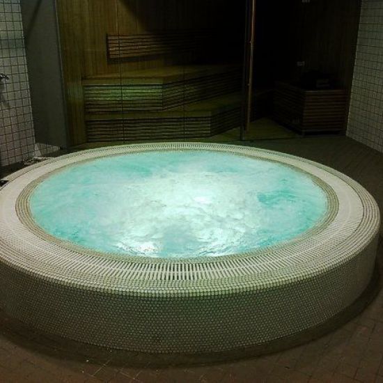 Jacuzzi_arenoje_1.jpg